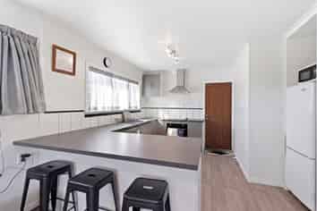 17 McGlashen Street, Motueka