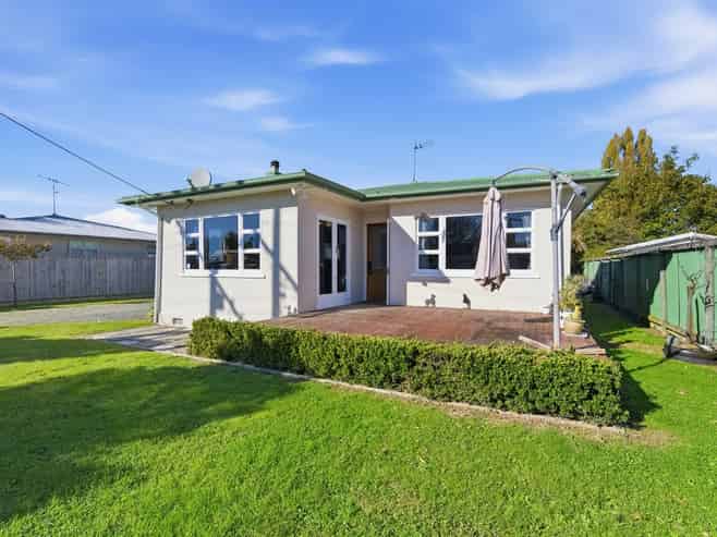 17 McGlashen Street, Motueka