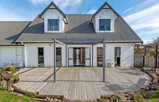 12 Ruru Avenue, Lytton West