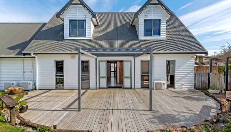 12 Ruru Avenue, Lytton West