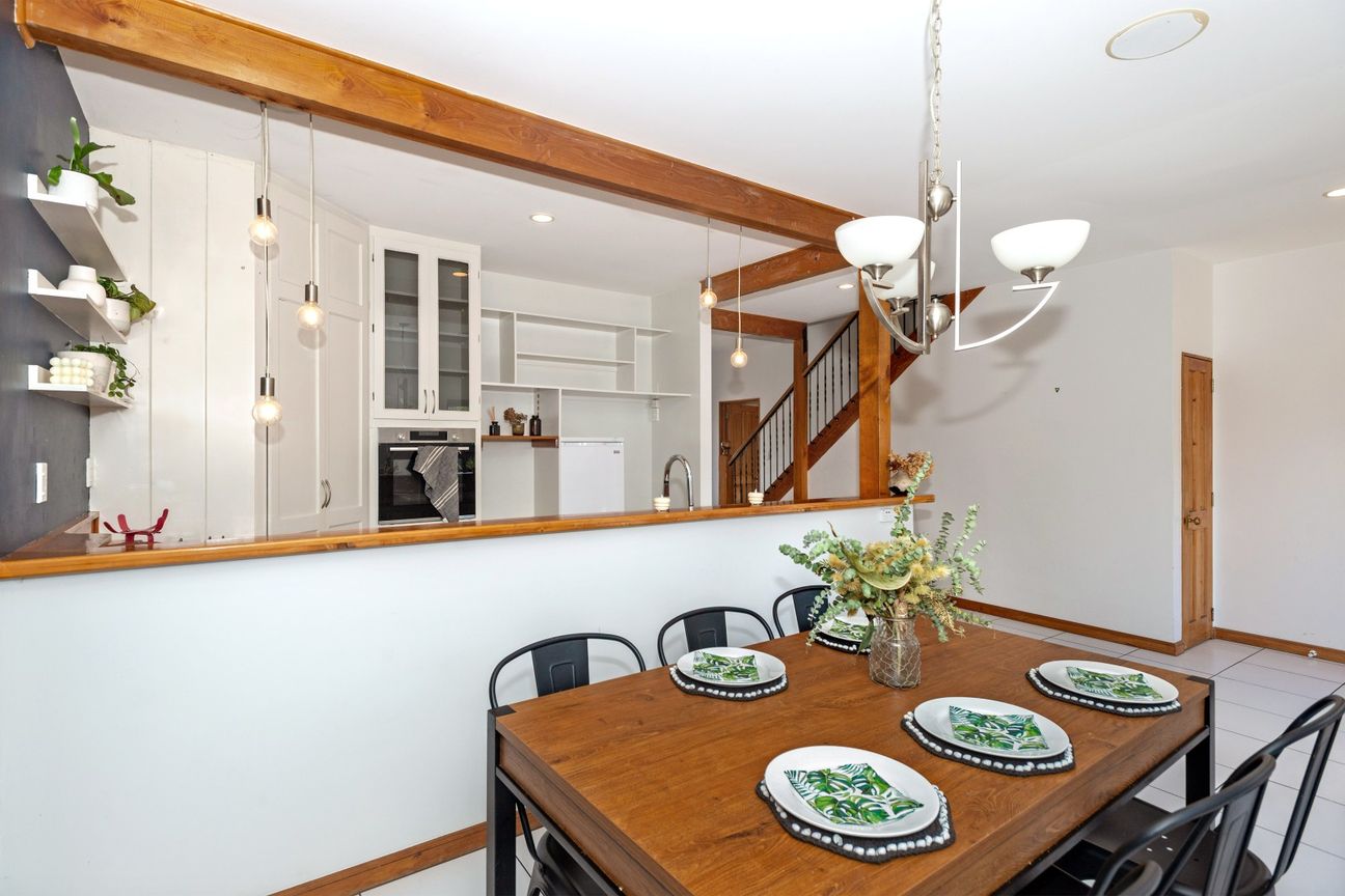 Lytton West Entry Level Unique Opportunity! - Ansicht 5