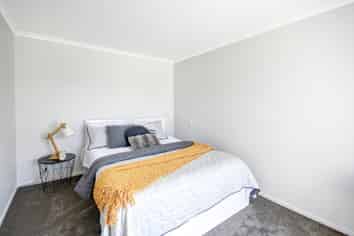 6 Mackie Mews, Mosgiel