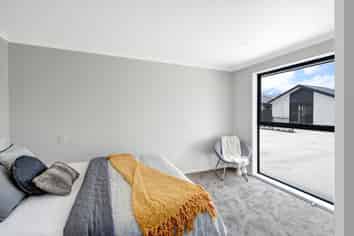 6 Mackie Mews, Mosgiel