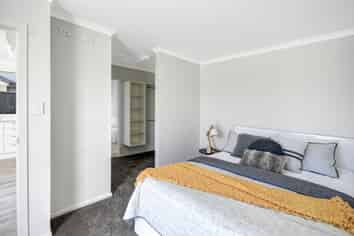 6 Mackie Mews, Mosgiel