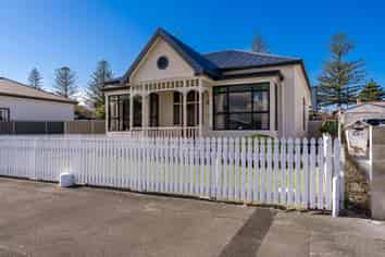 102 McGrath Street, Napier South
