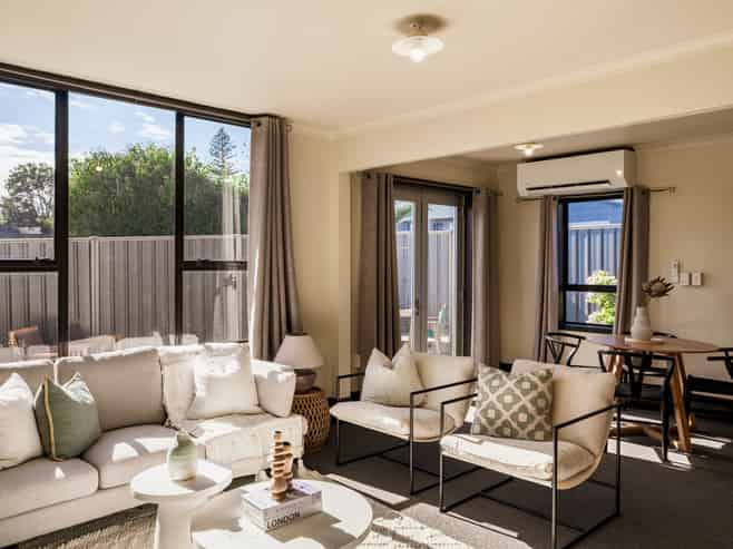 102 McGrath Street, Napier South