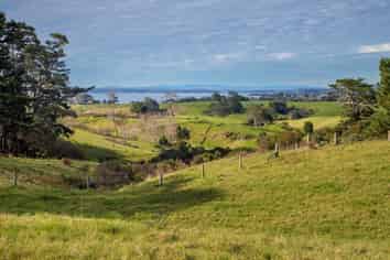 362 Grahams Beach Road, Manukau Heads