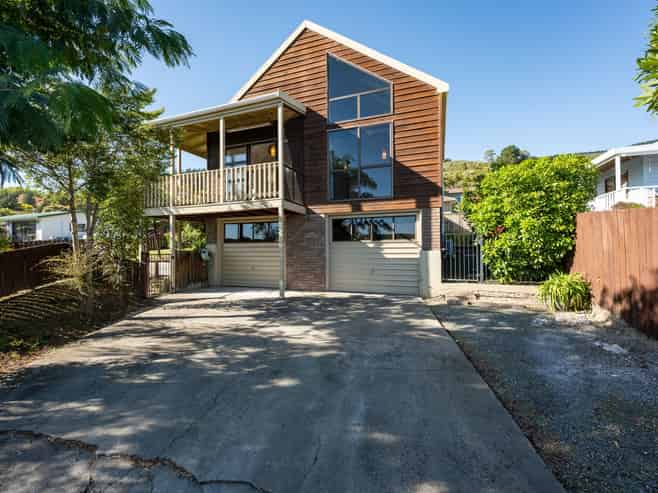 2 Snow Place, Richmond