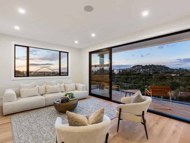 8/2 Valonia Street, New Windsor