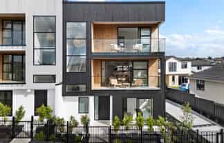 8/2 Valonia Street, New Windsor