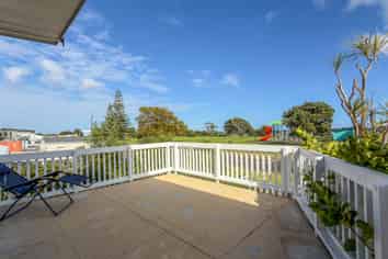 112 Kuranui Street, Thames