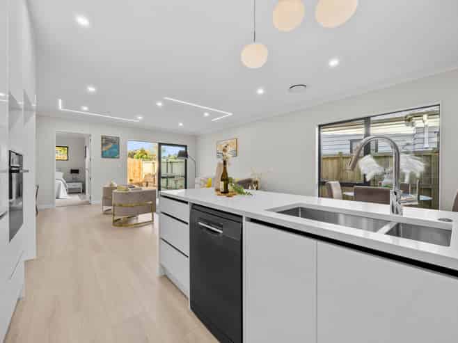 24 Furlough Road, Opaheke