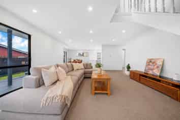 20B New Windsor Road, New Windsor