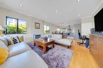 17 Ysabel Crescent, The Gardens