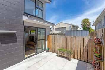 8-9 Sherborne Street, Saint Albans