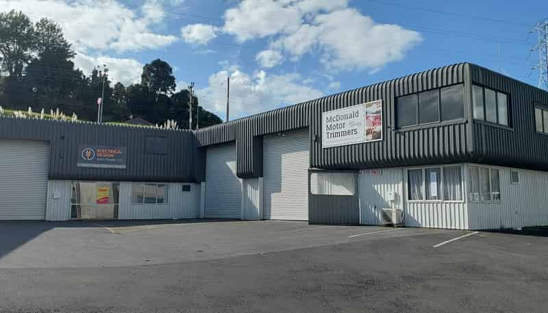 1 & 2/11 Glenlyon Avenue, Greerton