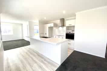 20 Silver Fern Lane, Papamoa