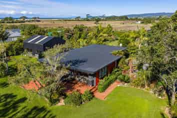 334 Cove Road, Waipu