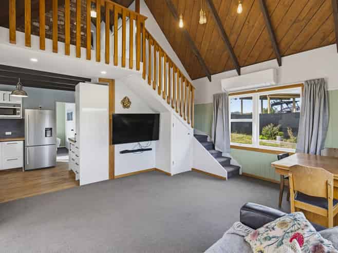 10 Arataki Grove, Waitarere Beach