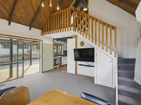 10 Arataki Grove, Waitarere Beach