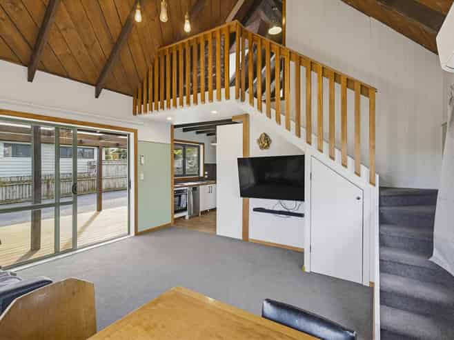 10 Arataki Grove, Waitarere Beach