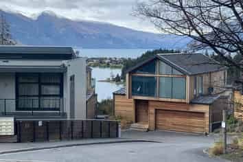 16 Panorama Terrace, Queenstown