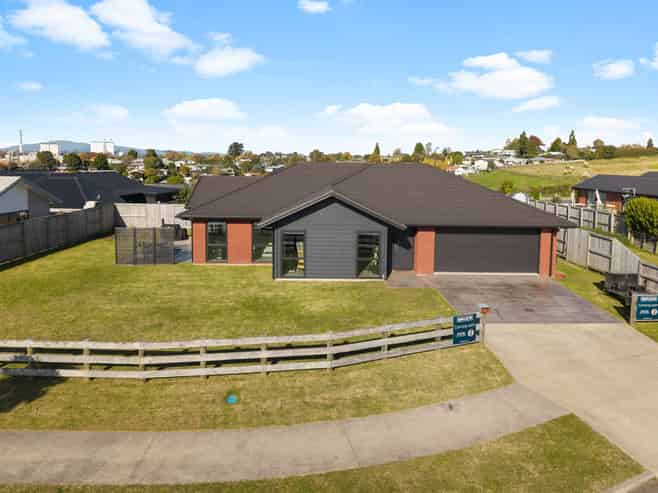 165 Saddle Terrace, Te Awamutu