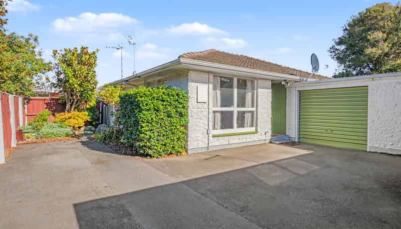 2/4 Gothic Place, Ilam