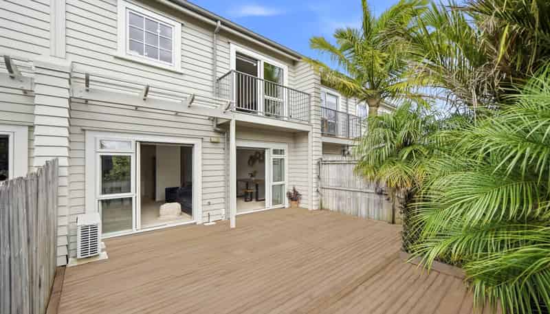 4/78 Fernhill Way, Oteha
