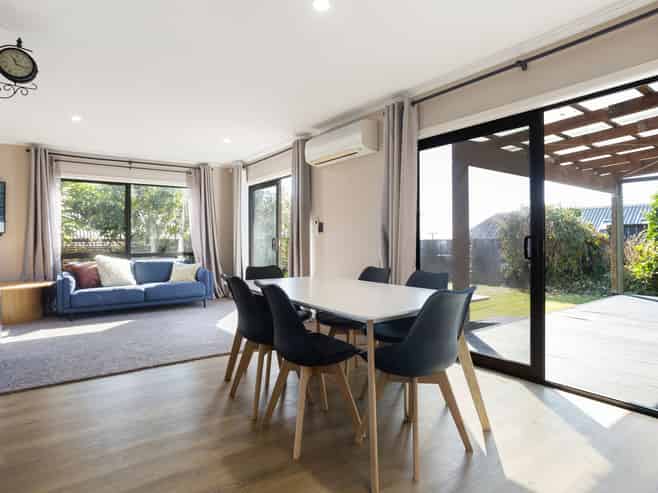 5 Ruske Place, Grandview Heights