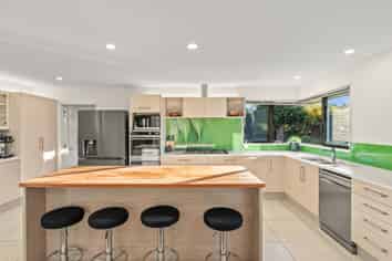 20 Manor Drive, ROLLESTON