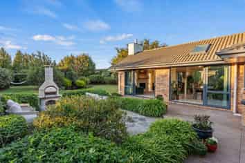 20 Manor Drive, ROLLESTON