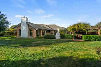 20 Manor Drive, ROLLESTON