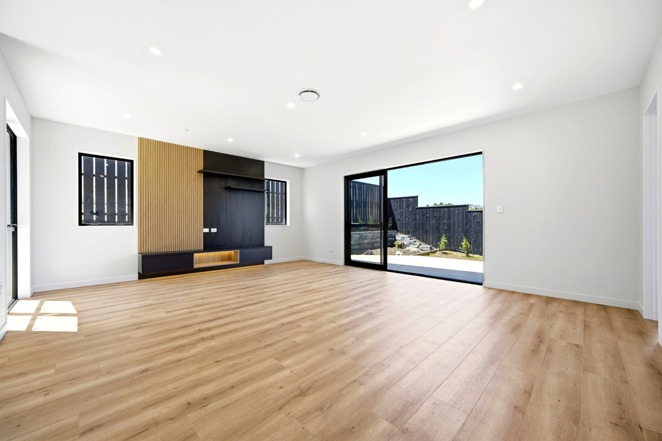 Stylish New Family Home with Outdoor Sanctuary - Widok 5