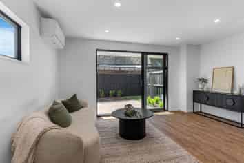 3/15 Feilding Street, Addington