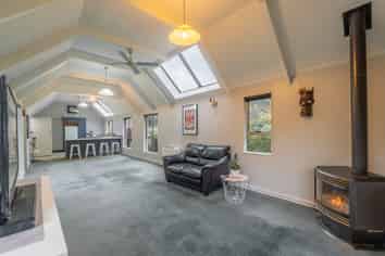 83 Marama Avenue North, Otatara