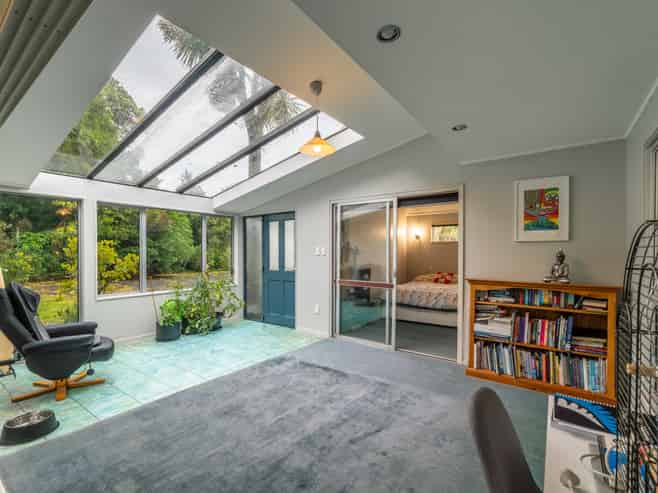 83 Marama Avenue North, Otatara