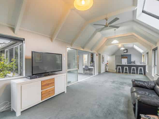 83 Marama Avenue North, Otatara