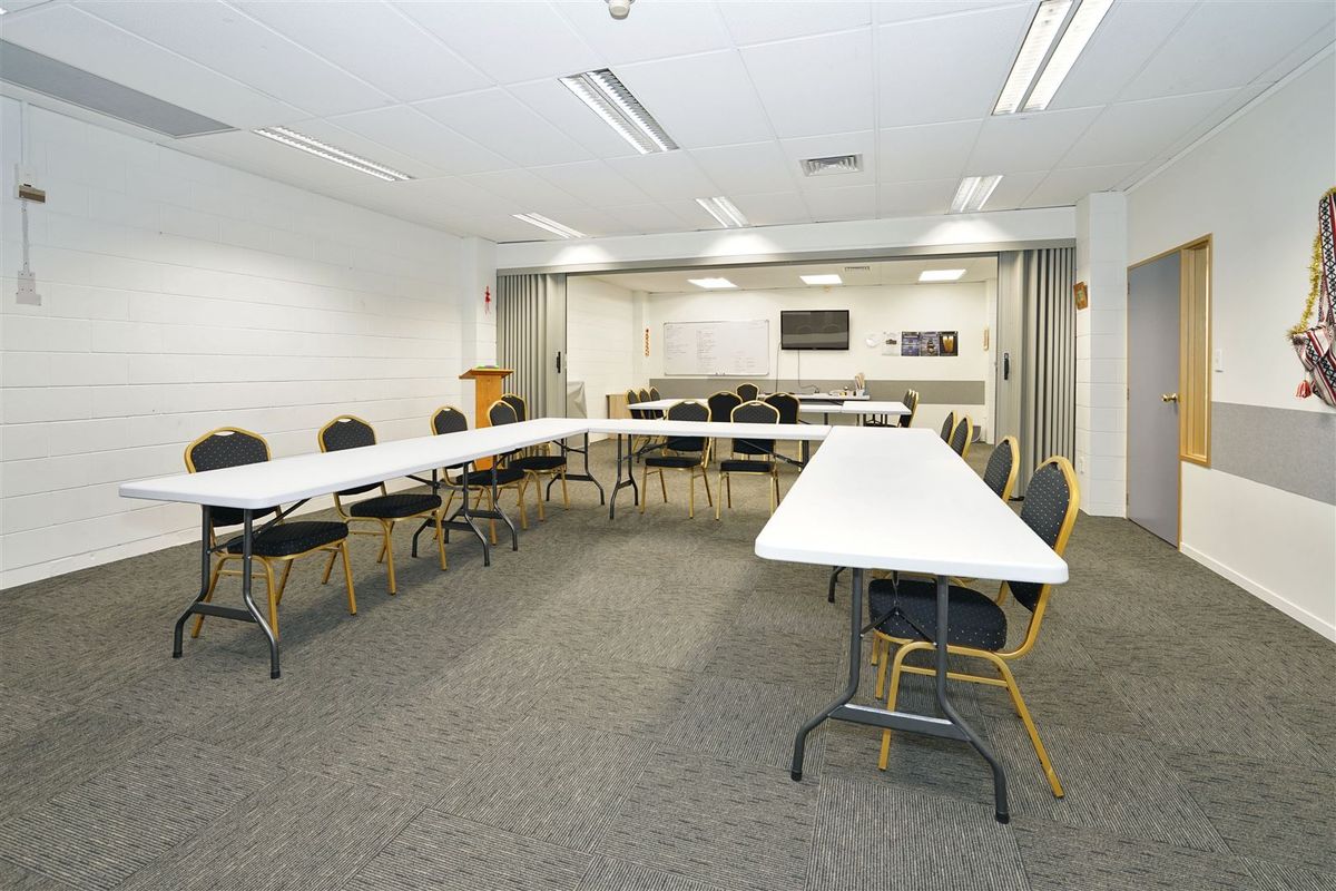 City Fringe Office + Car Parking - Ansicht 2