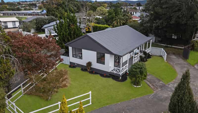 3/9 Ireland Place, Ranui