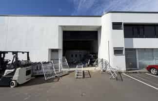 High exposure corner industrial - East Tamaki
