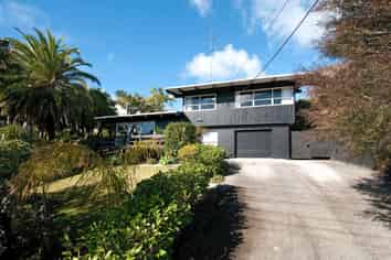 74 Peach Road, Glenfield
