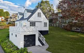 18 Tesla Place, Totara Vale