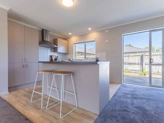 18B Georgia Grove, Paraparaumu