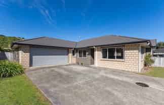 18B Georgia Grove, Paraparaumu