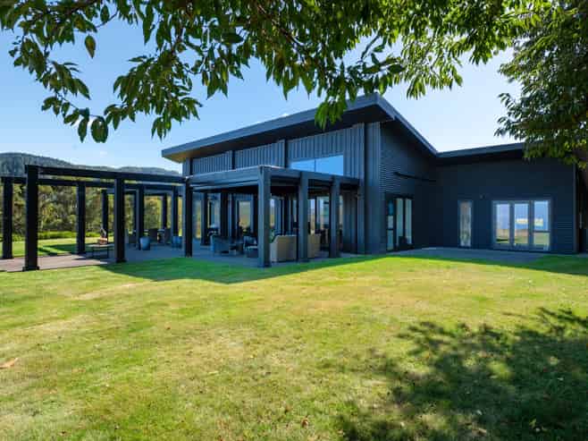 122 Hitiri Road, Kinloch