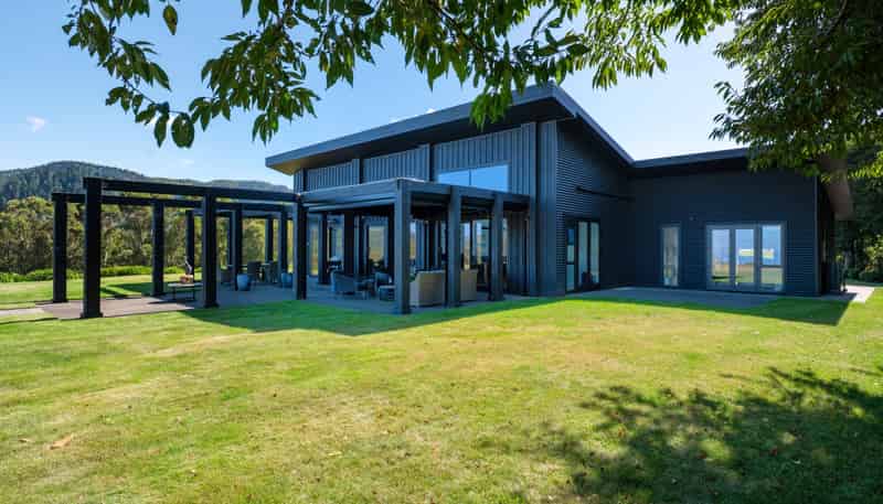 122 Hitiri Road, Kinloch