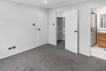 10b Kent Road, Manurewa