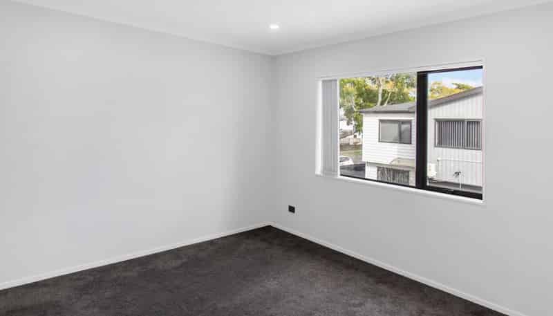 10b Kent Road, Manurewa