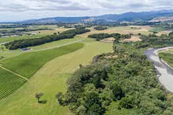 27 Riverside Drive, Ohau